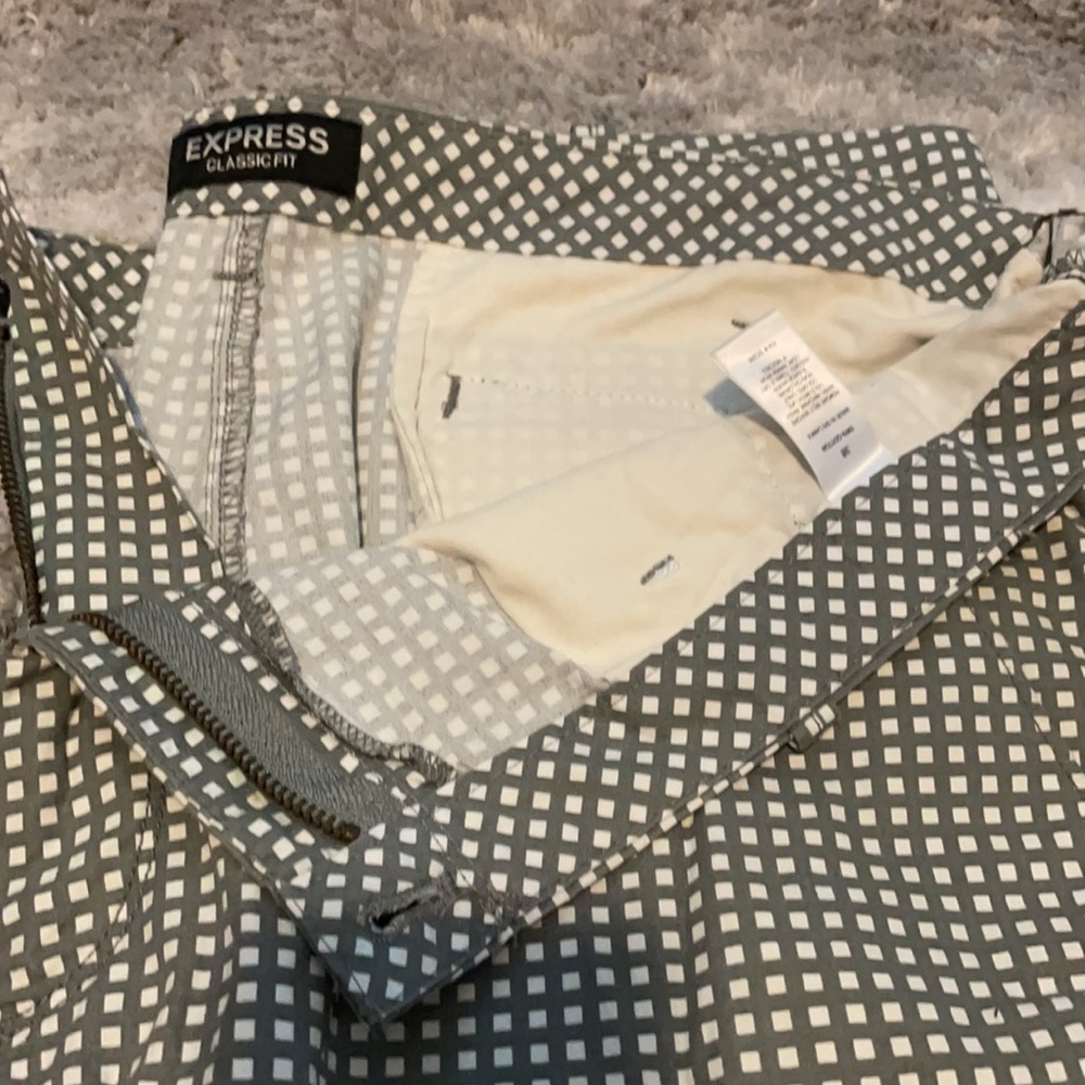 Patterned shorts - Picture 2 of 2